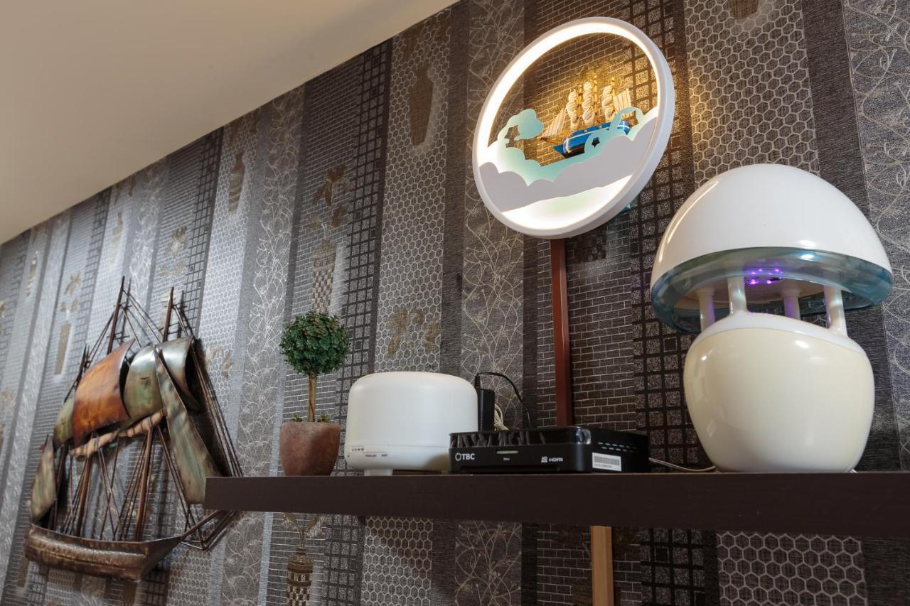 Rara Stay Taichung Exterior foto